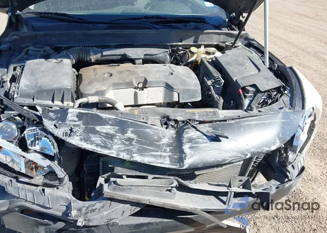 2015 Chevrolet Malibu 2Lt из США, поврежденный, VIN 1G11D5SLXFF203179